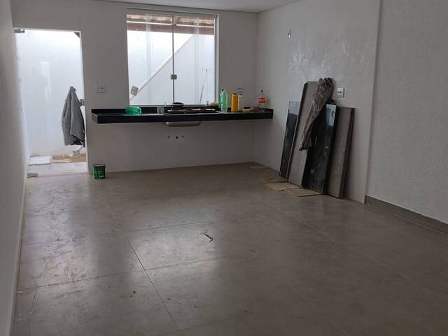 #605 - Casa para Venda em Contagem - MG - 3